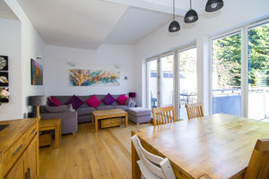 Photo 8- click for photo gallery